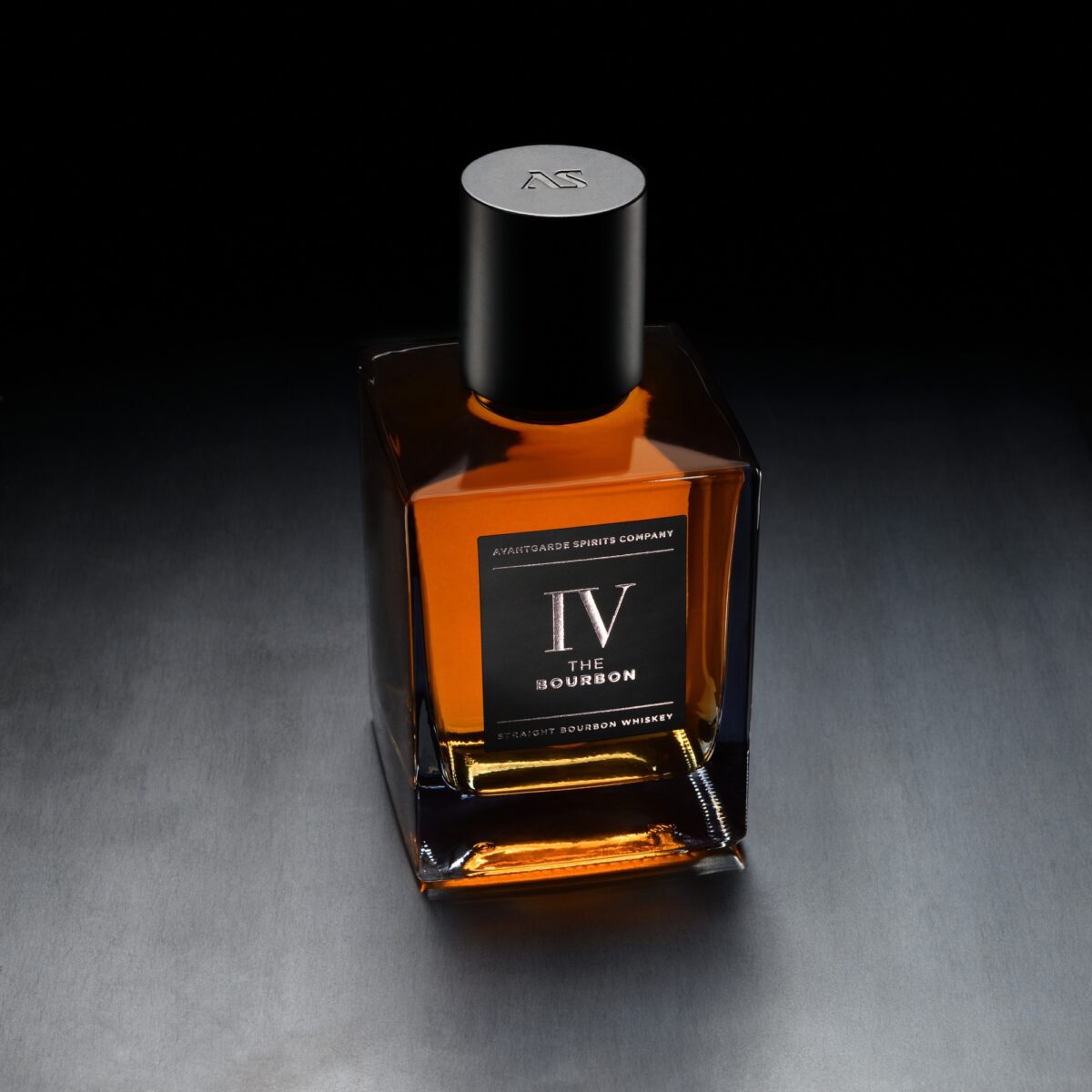 IV The Bourbon - Noir
